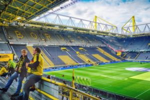 Bundesliga Tickets kaufen und den Signal Iduna Park erleben